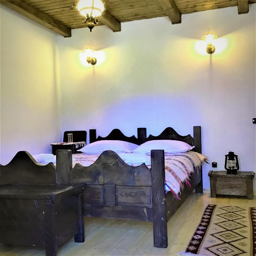 Casuta Din Valea Regilor Villa Gradistea de Munte Екстериор снимка