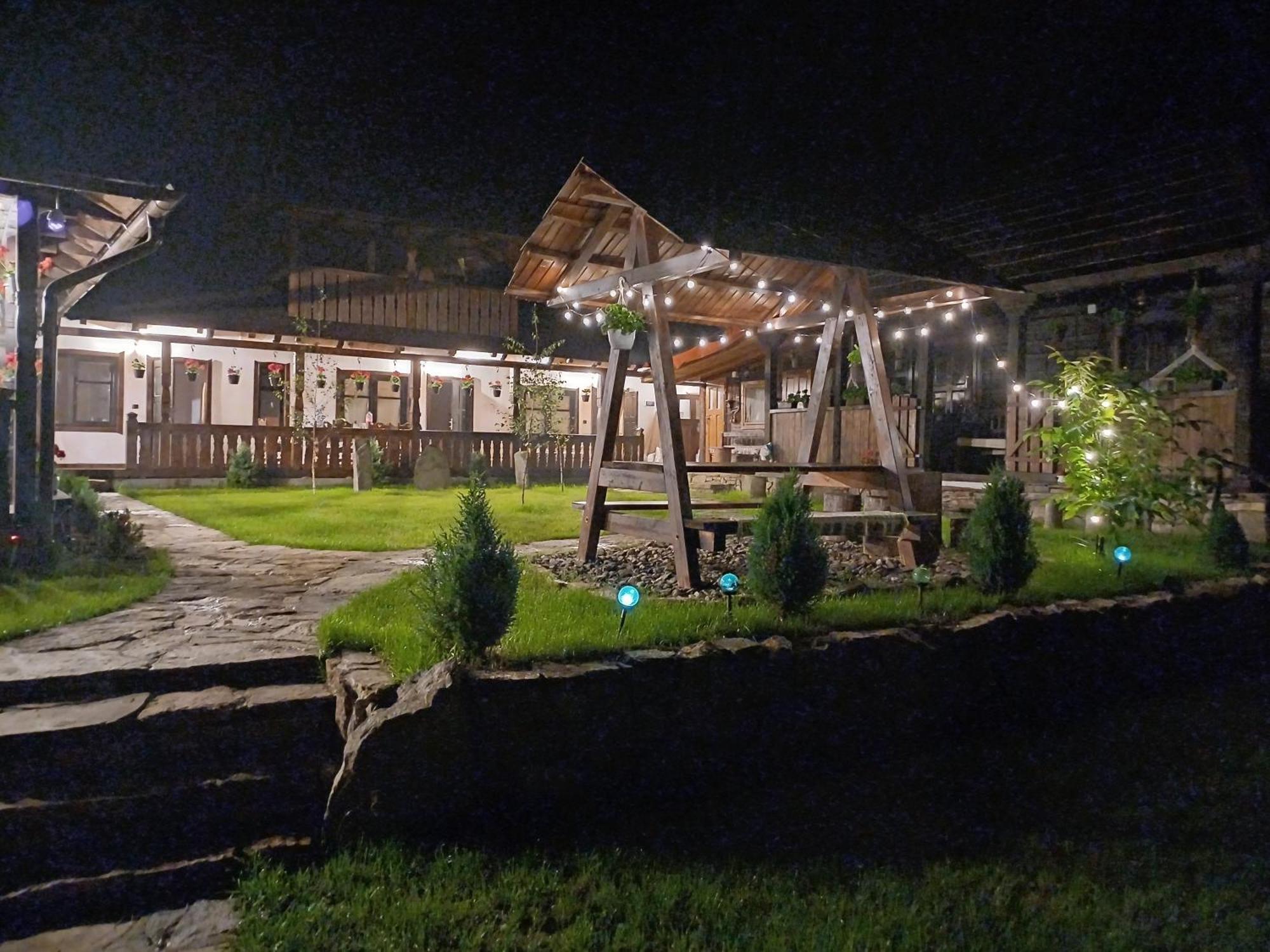 Casuta Din Valea Regilor Villa Gradistea de Munte Екстериор снимка