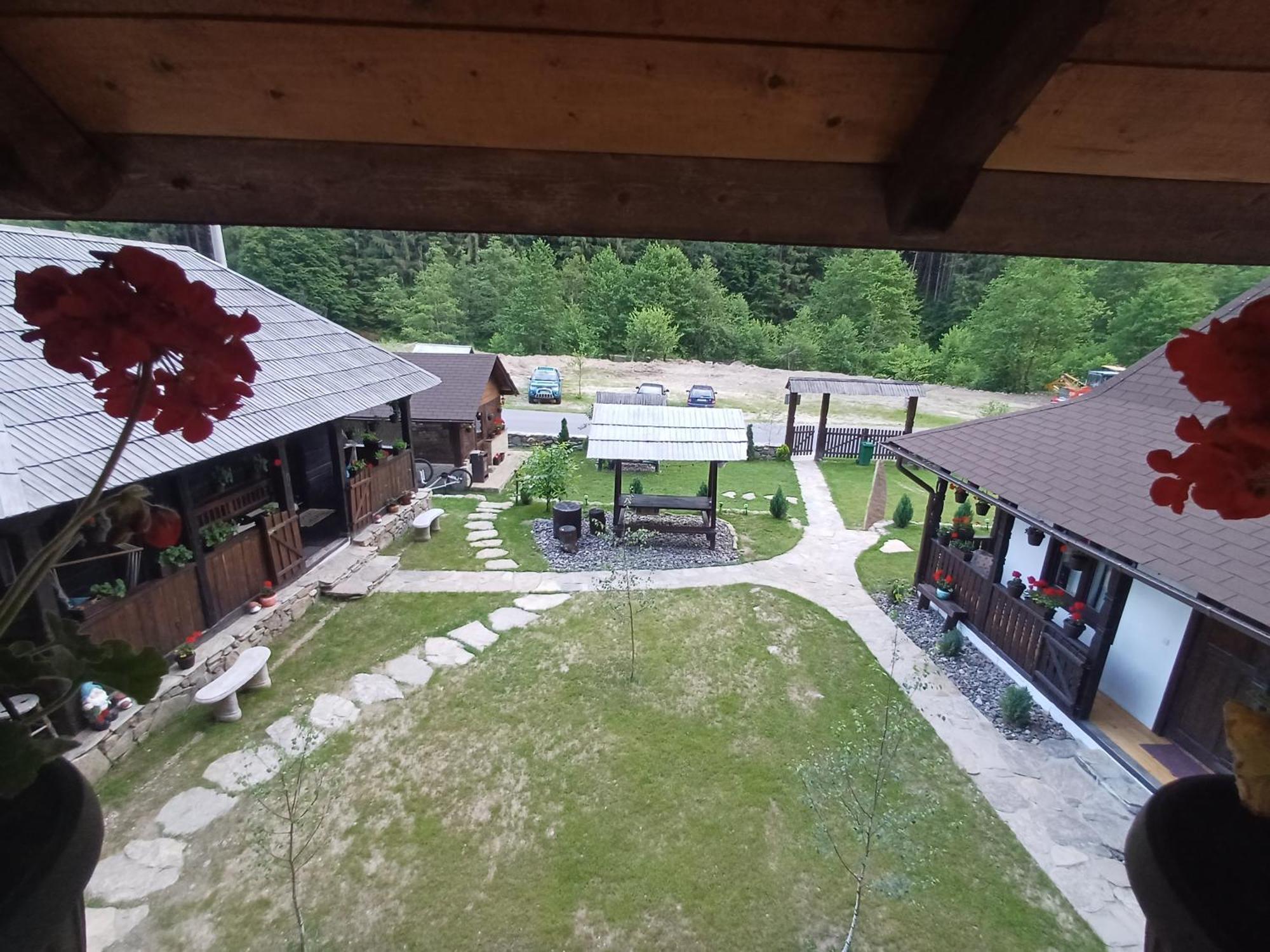 Casuta Din Valea Regilor Villa Gradistea de Munte Екстериор снимка